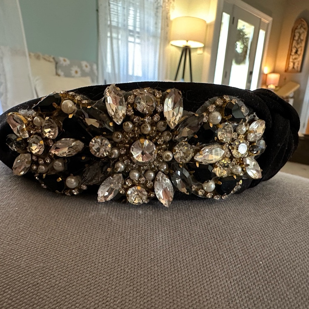 Beaded Black Qianxuan Headband